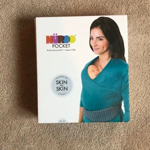 New in box Nuroo baby wearing shirt